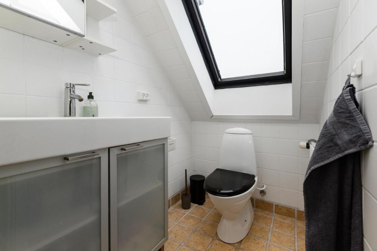 Come Stay In Penthouse With Room For 2-People Århus Esterno foto